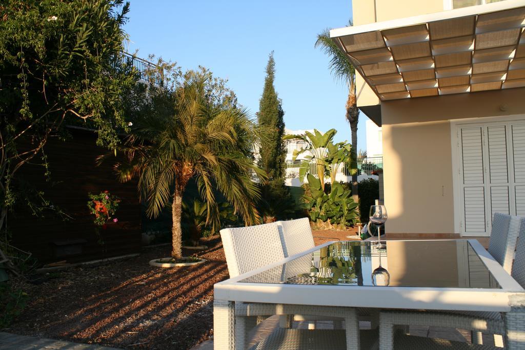Villa Athina Paphos Pokoj fotografie