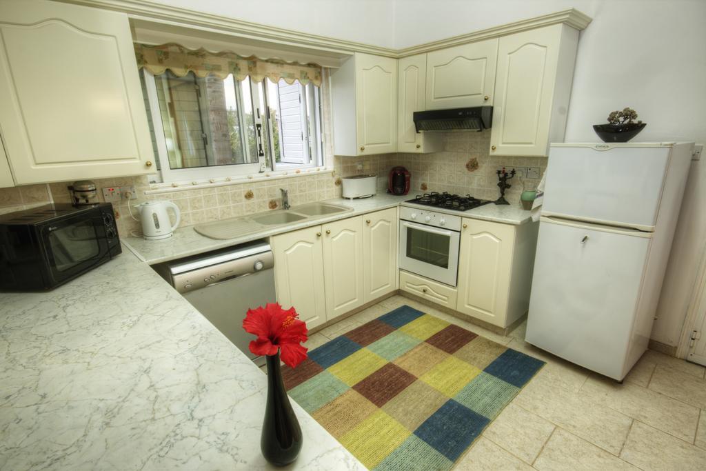 Villa Athina Paphos Pokoj fotografie