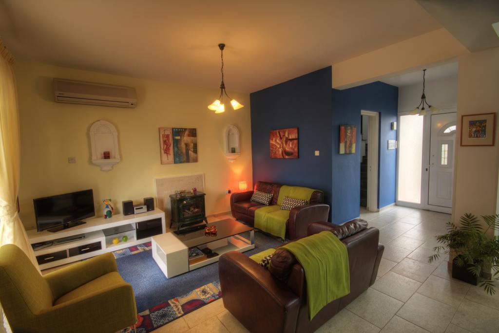 Villa Athina Paphos Pokoj fotografie