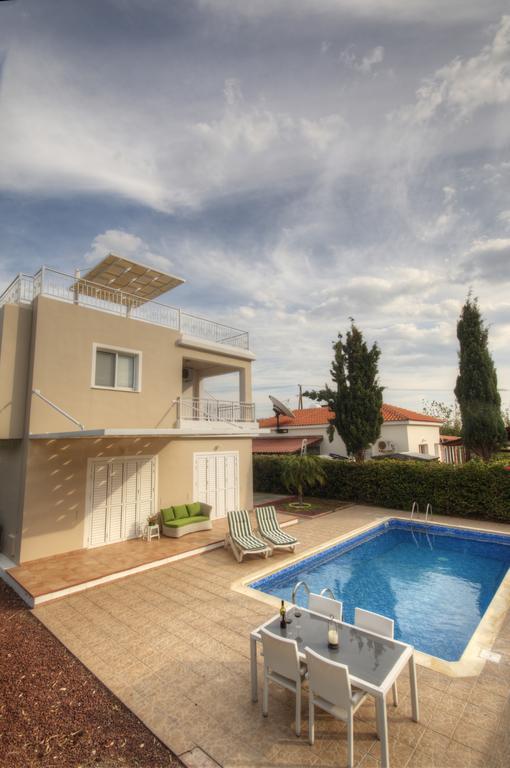 Villa Athina Paphos Pokoj fotografie