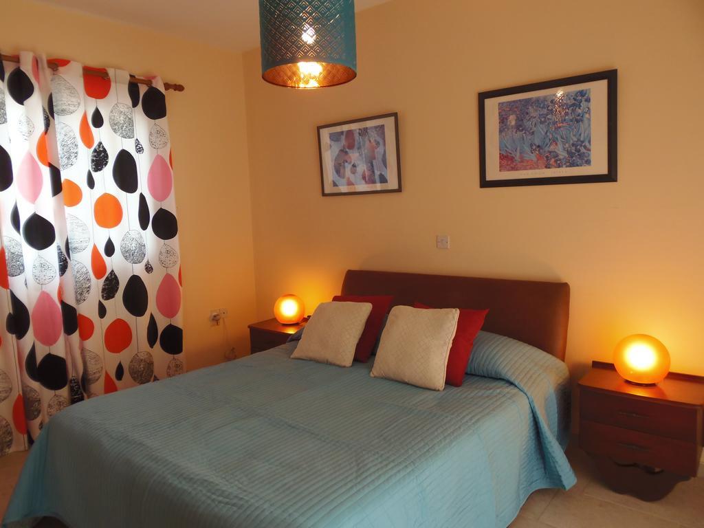 Villa Athina Paphos Pokoj fotografie